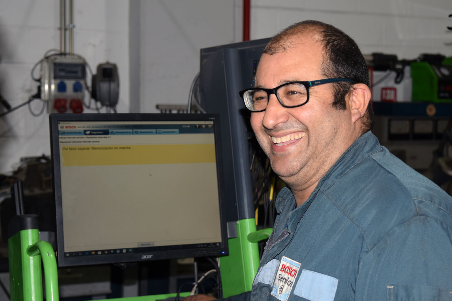 QUÈ ÉS BOSCH CAR SERVICE? Taller Marino